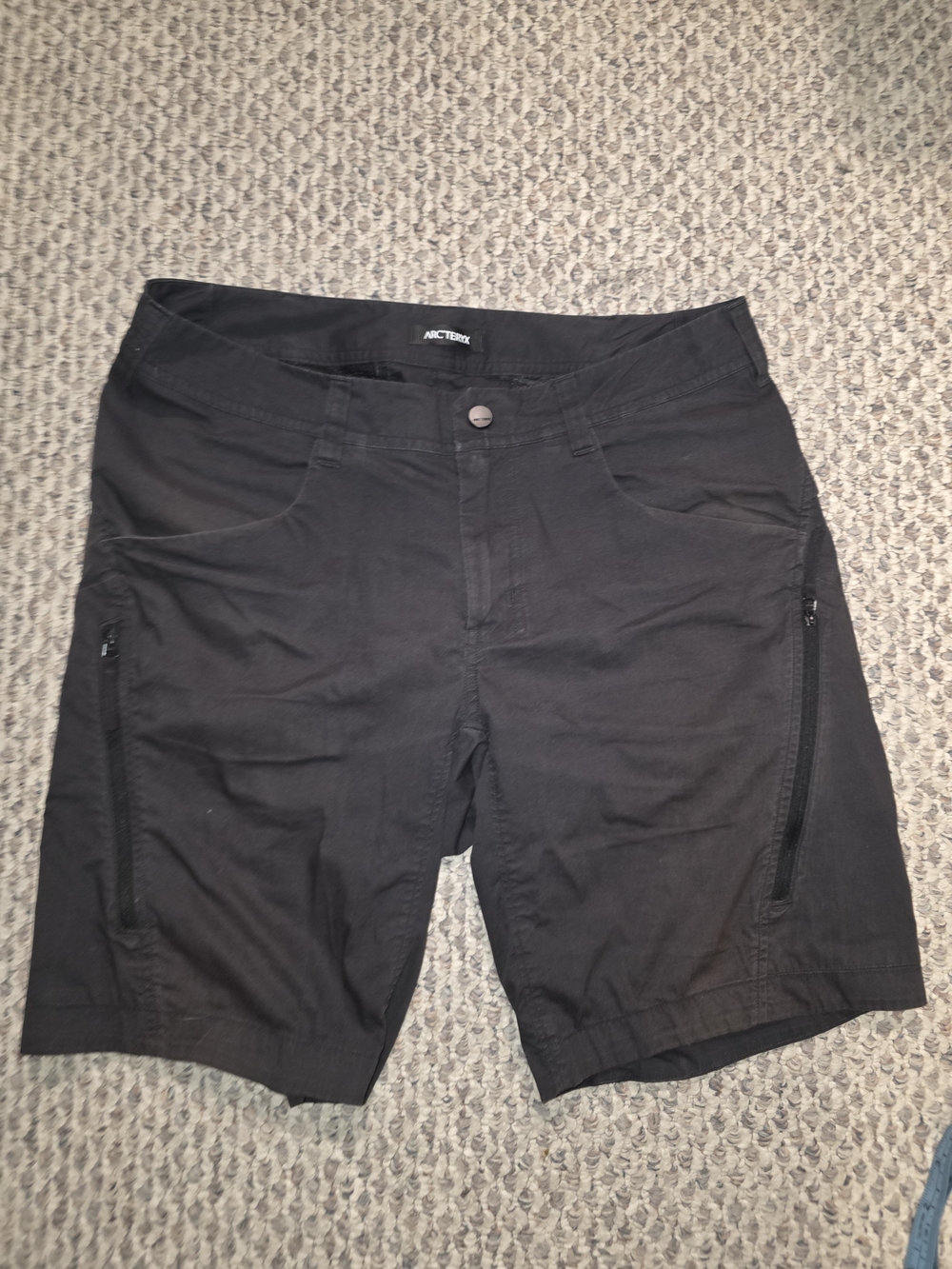 Arc'teryx Black Men's Cargo Hiking Shorts